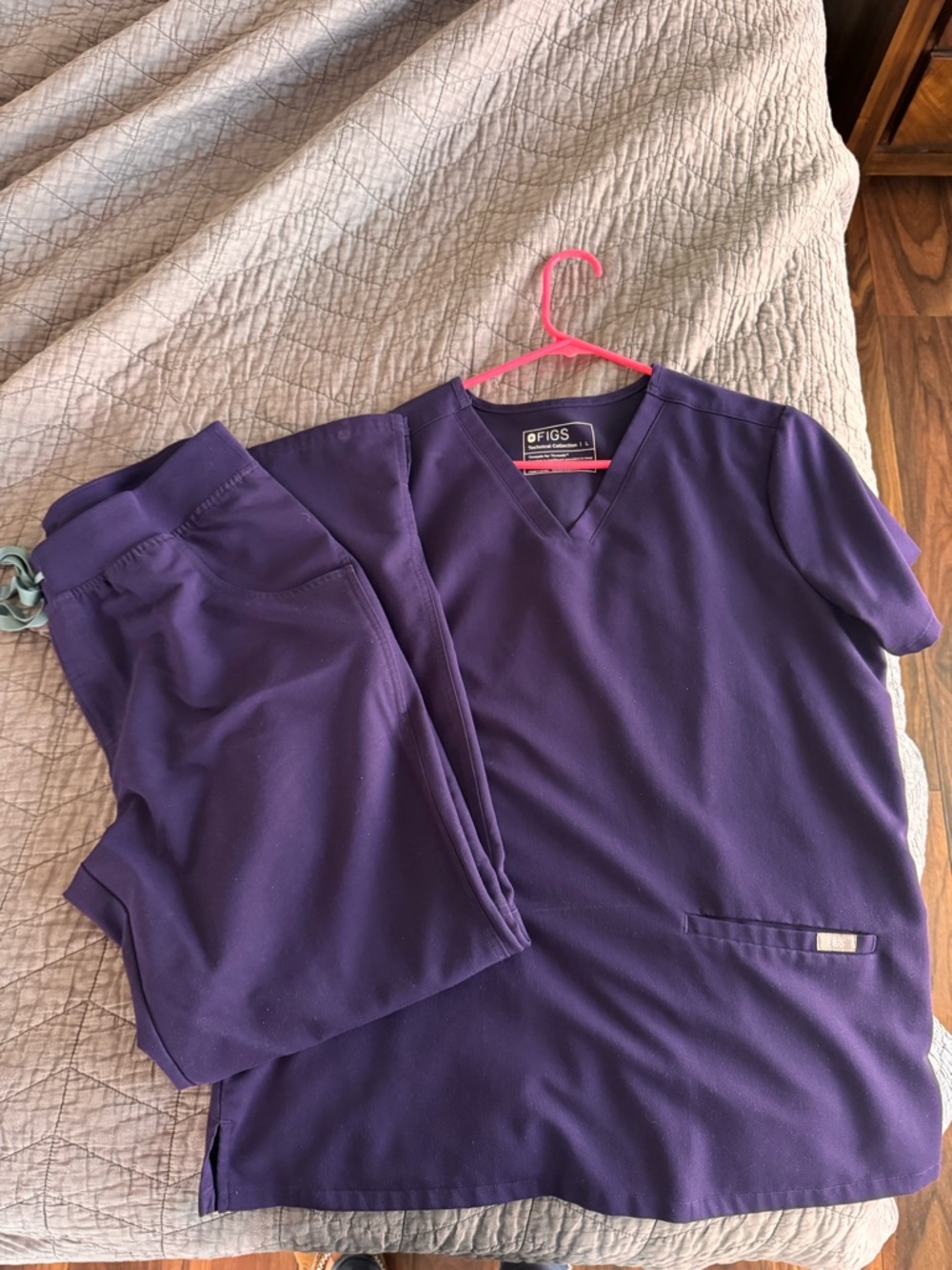 Figs Women's Scrub Set in Purple Jam